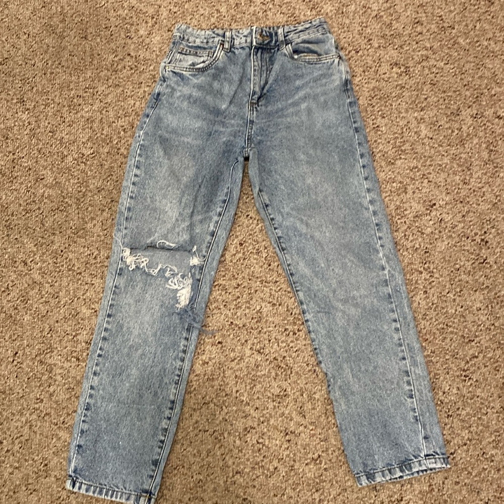 Mom  blue jeans, size 6 from Cotton On.
